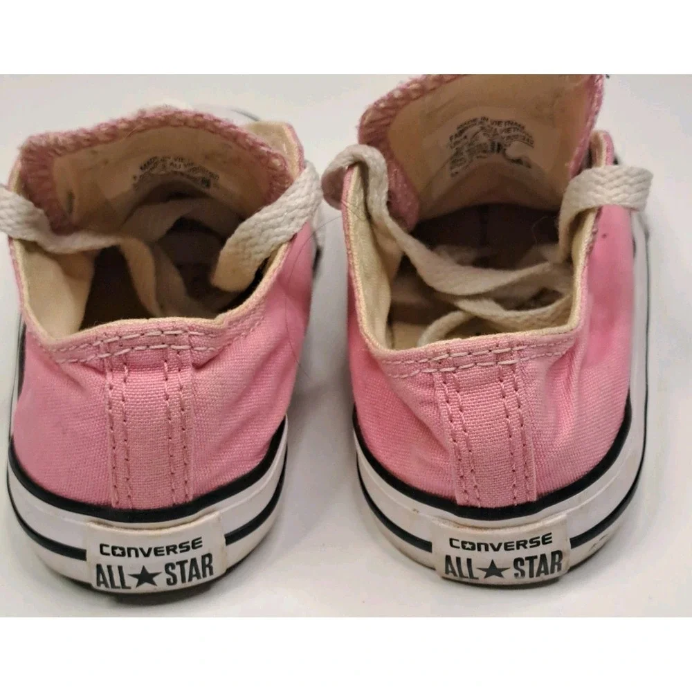 Converse Chuck Taylor Pink All Star Shoes Infant Size 7 Low Top Sneakers Classic